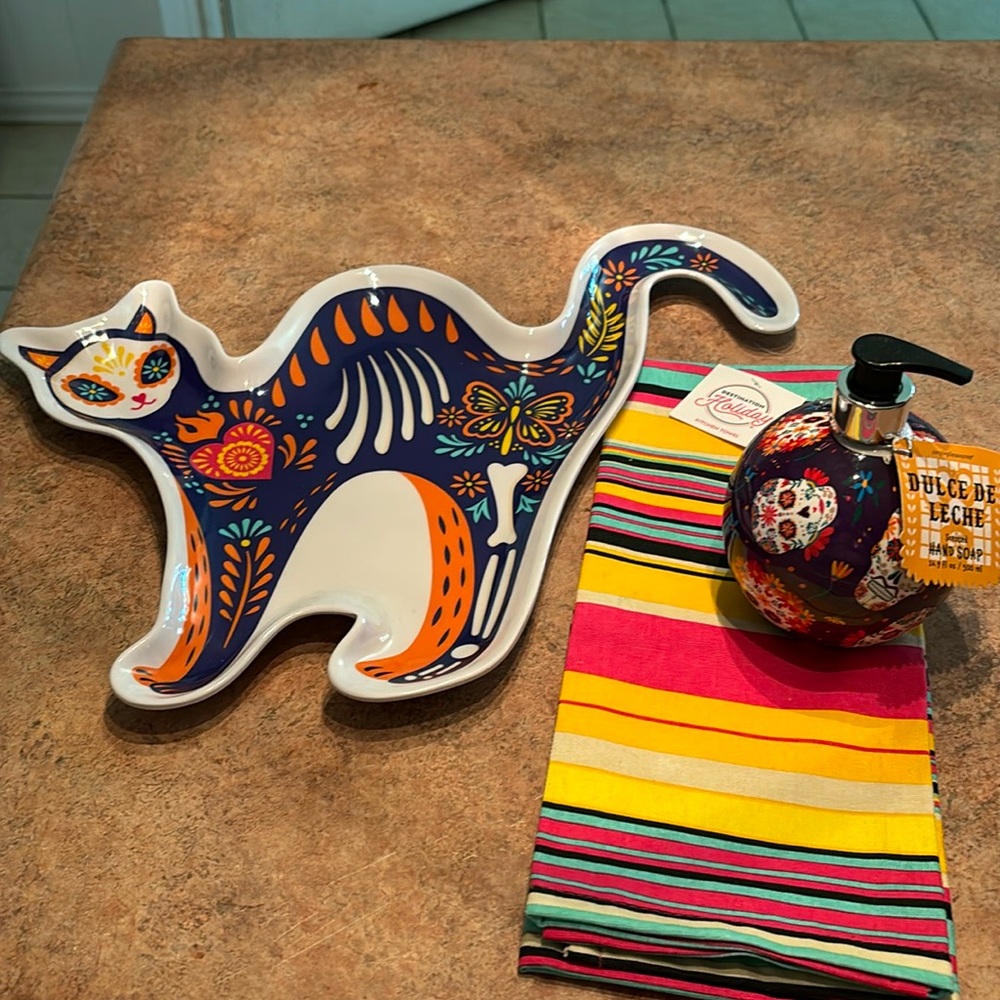 Dia De Los Muertos Plastic Gato Platter, hand towel and Dulce De Leche Soap.